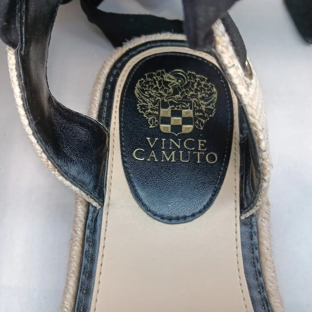 Vince Camuto vince camuto
